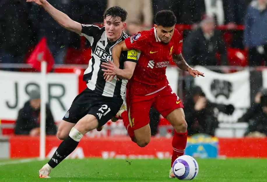 包含纽卡斯尔训练开放日，转会期豪取连胜引欢呼，欧冠在即，赛季目标并未改变的词条-LOL电竞平台