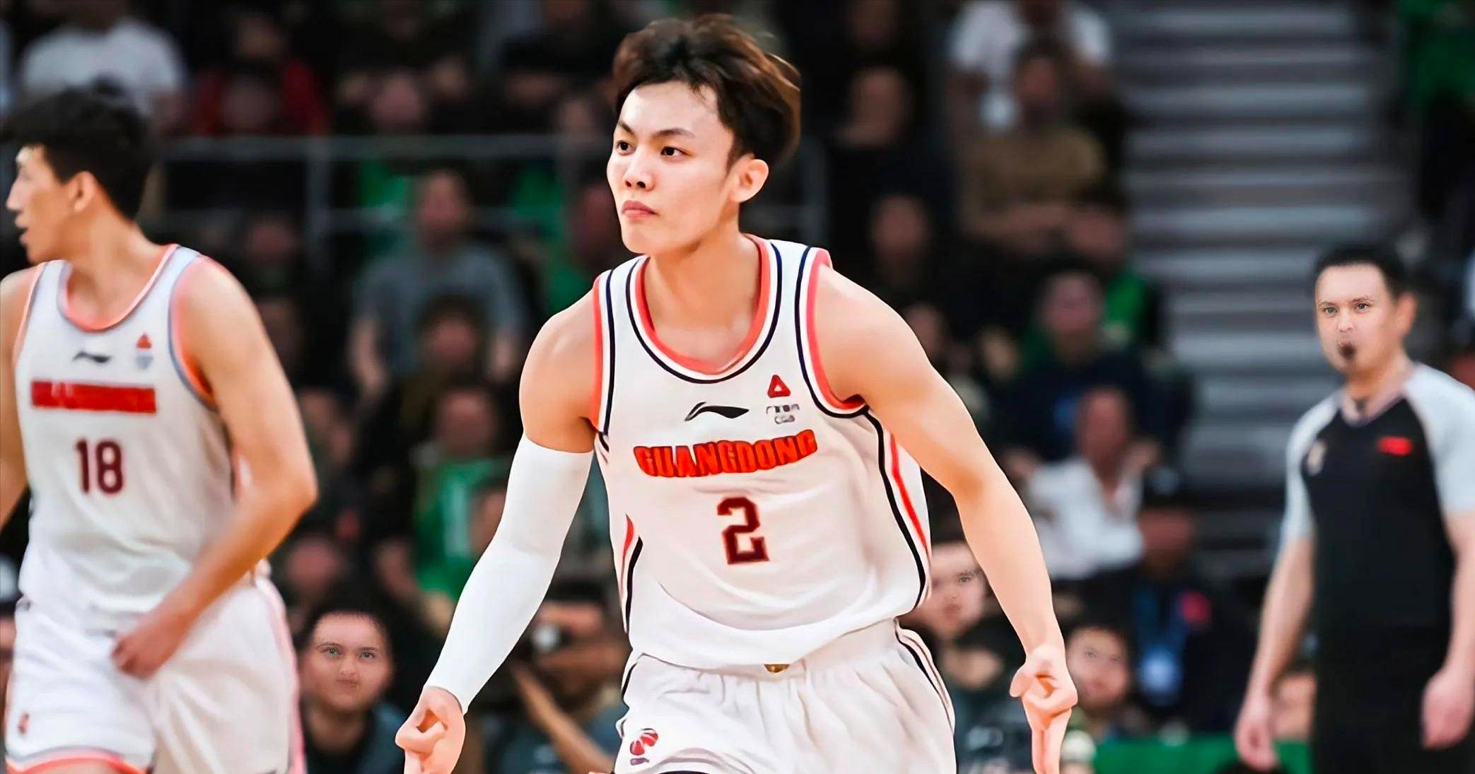 全明星赛冲刺阶段再迎强敌；广东宏远伤情更新；主帅态度：话题不断；心理建设被强调的简单介绍