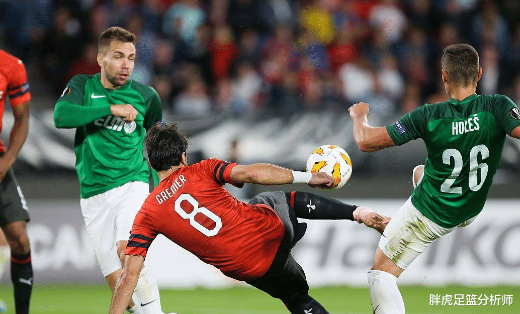 今夜埃因霍温调整名单以备欧篮联，遗憾出局环节打磨，压力陡增，控场能力受关注的简单介绍