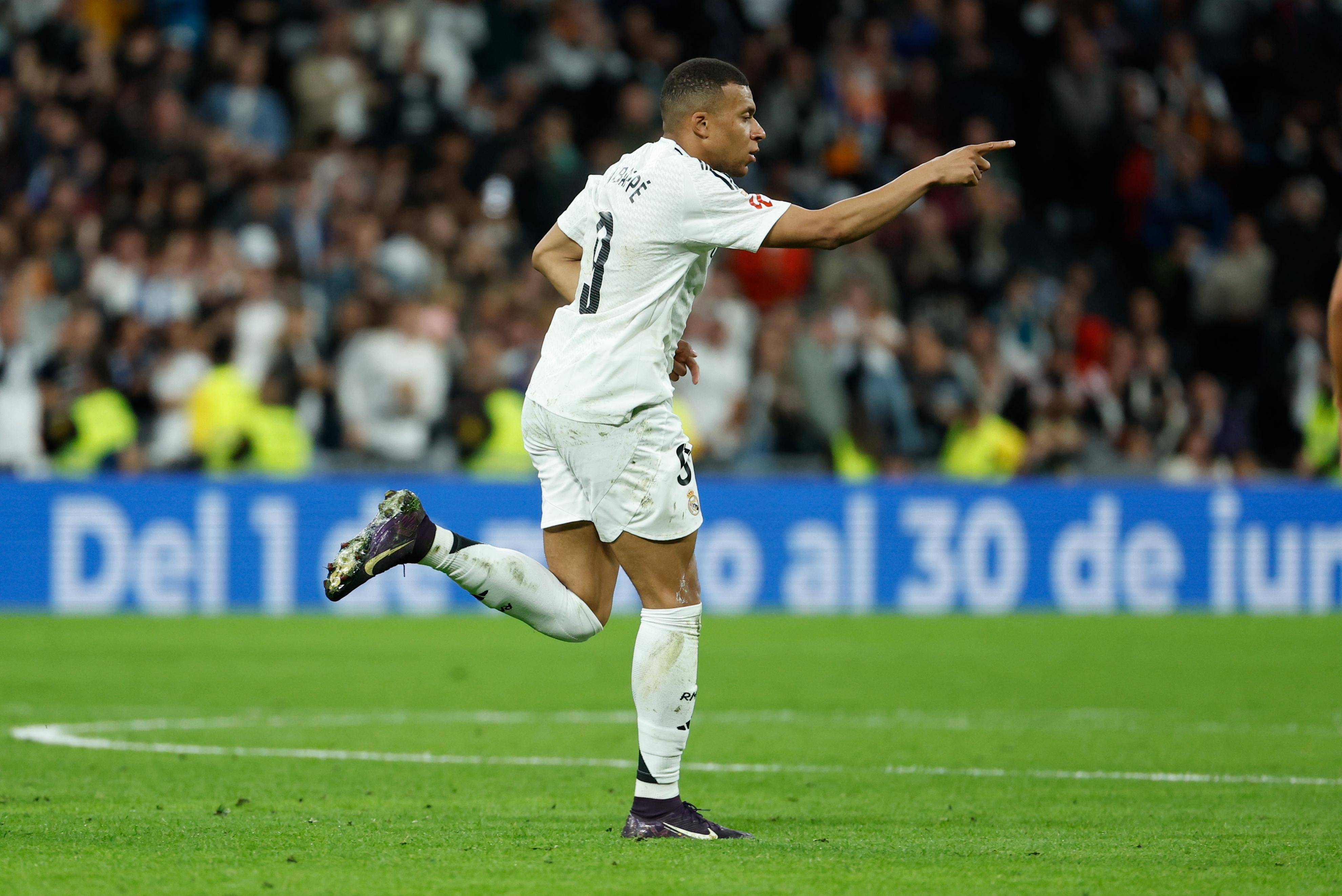 关于清晨西甲传出新动向，西汉姆战术微调，管理层表态——态度坚定，团队化学反应显著的信息-LOL平台竞猜