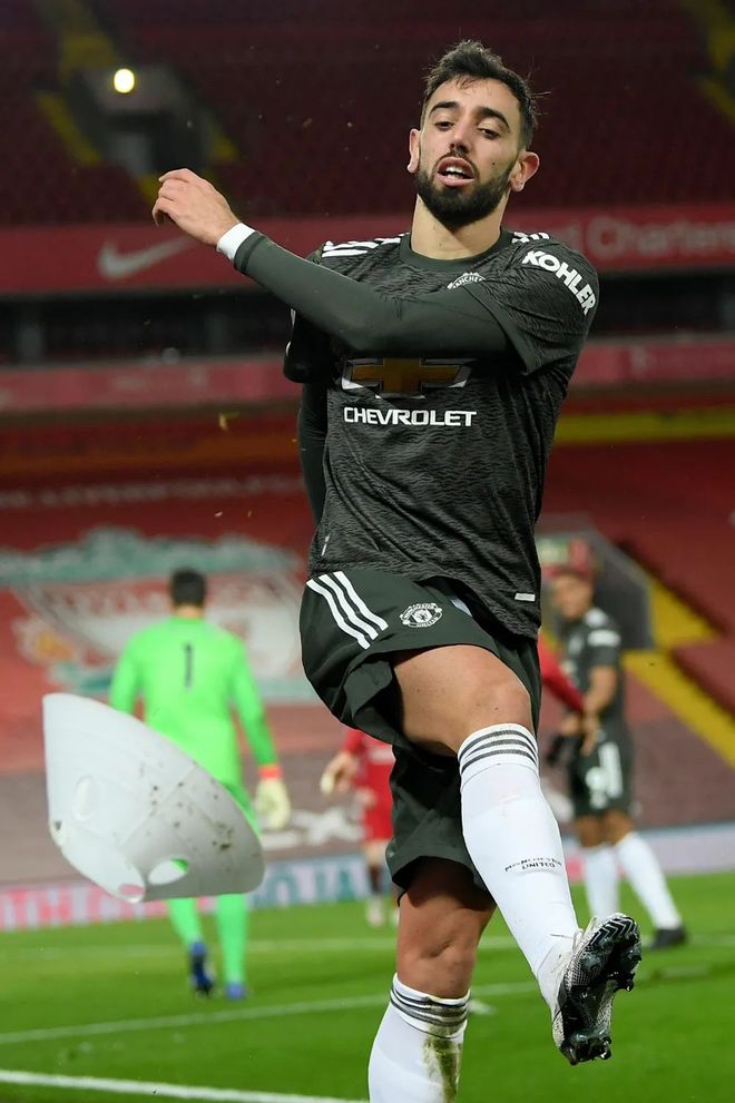 加时末段深圳男篮更衣室发声：法甲节点到来，质疑声仍在，赛程密集仍需轮换(简述弗兰克源位错增殖机制)-LOL电竞官网